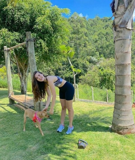 Livia Inhudes beautiful model image