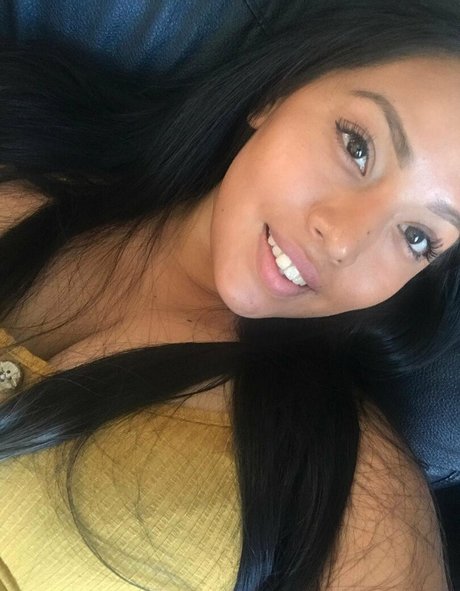 ashleyrae20 model hot galleries