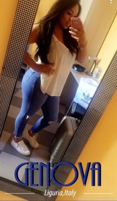 ashleyrae20 hot actress pics