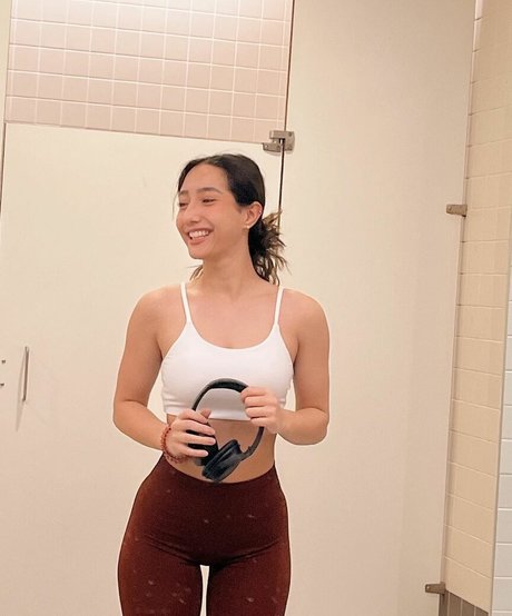 Sabrina Pezeshkian nude actress pics