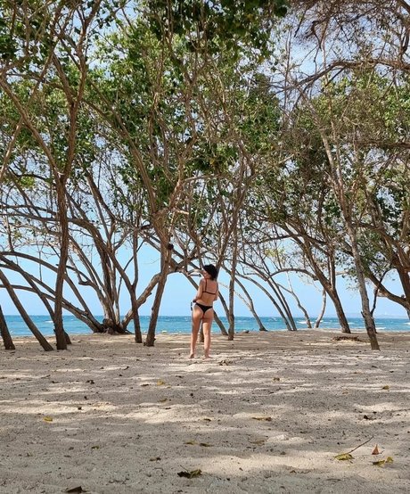 Klara Castanho pornstar beautiful image