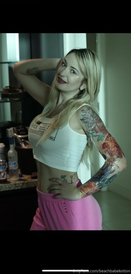 thatbeachbabekotton exclusive star img