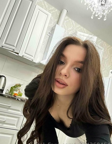 emma gucci hd model gallery