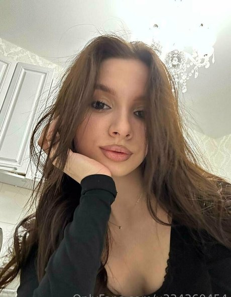 emma gucci top actress galleries