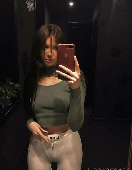 emma gucci xxx pornstar img