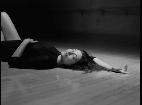 Phoebe Tonkin pretty actress picture