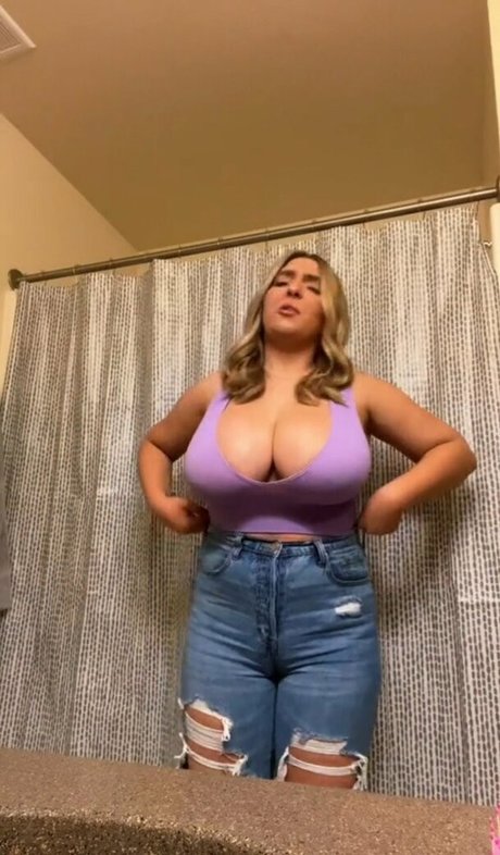 athletic blonde onlyfans sexy photo