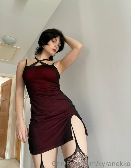 Kyranekko naked star images