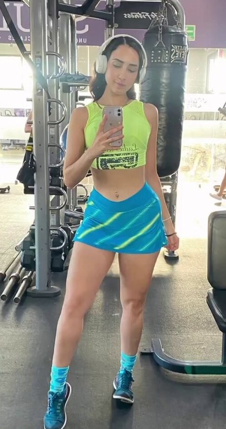 Yuu Garcia porn model gallery