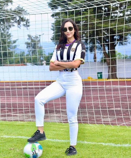 Yuu Garcia best model pics