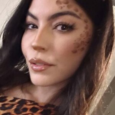 Ericatwitch model nude images