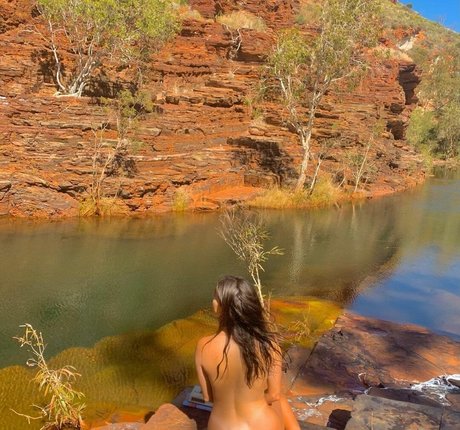 Steph Mandich pornstar nudes galleries