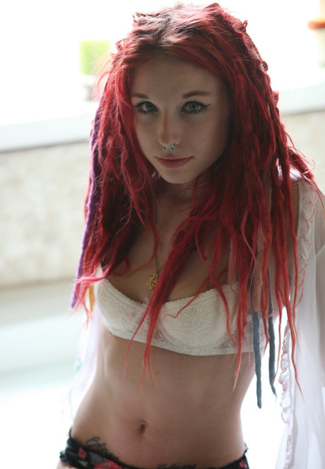 Alorali porn star pic