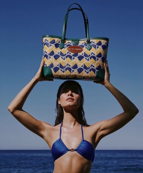 Sophie Charlotte star sexy gallery