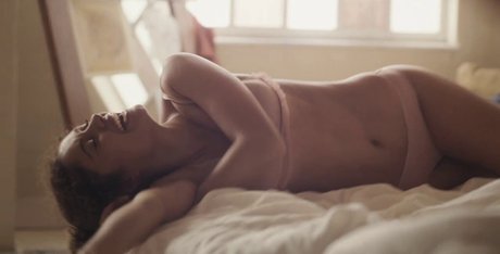 Sophie Charlotte adult model pics