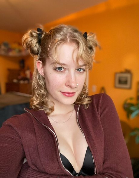 fiannafree sexy star picture