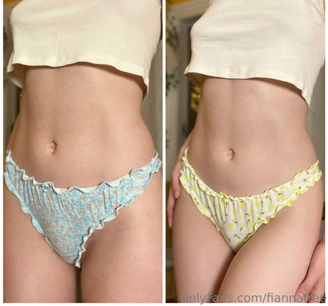 fiannafree nude model pic