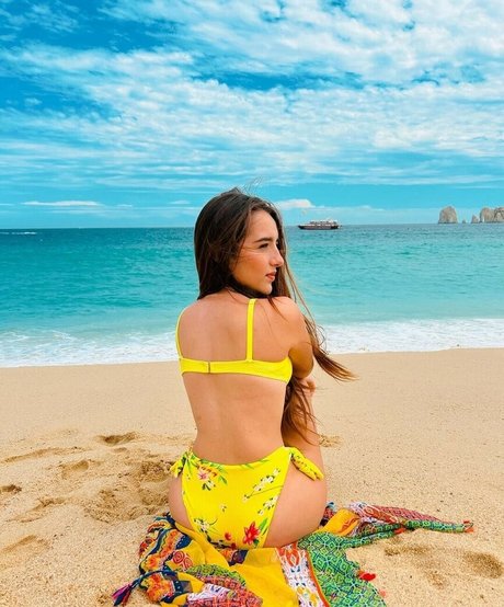 Elaine Haro model sexy gallery