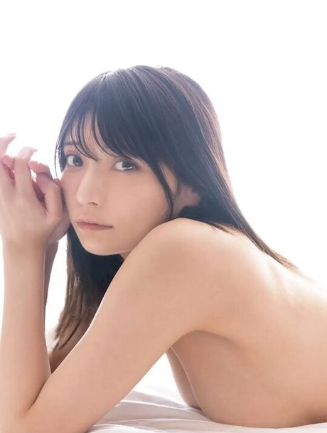 Nitori Sayaka nude actress picture