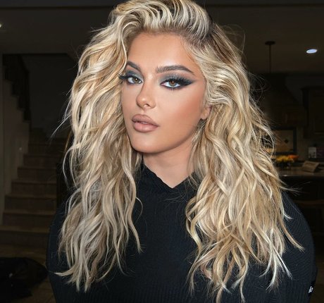 Bebe Rexha adult model gallery