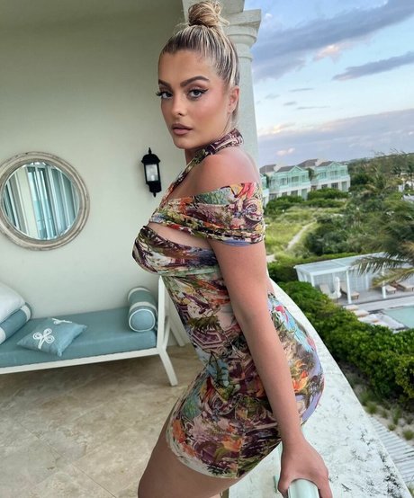 Bebe Rexha hd pornstar galleries