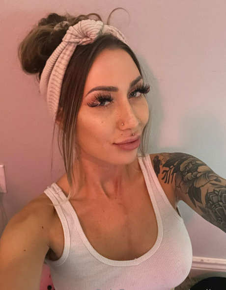 ryderdiee naked pornstar image