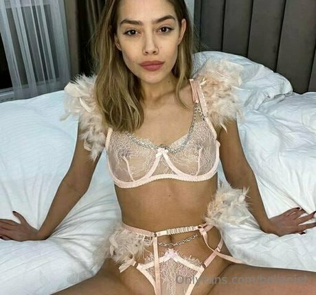 bellaniet top pornstar picture