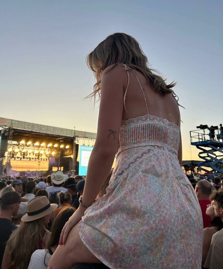 skinny small tits onlyfans art xxx image