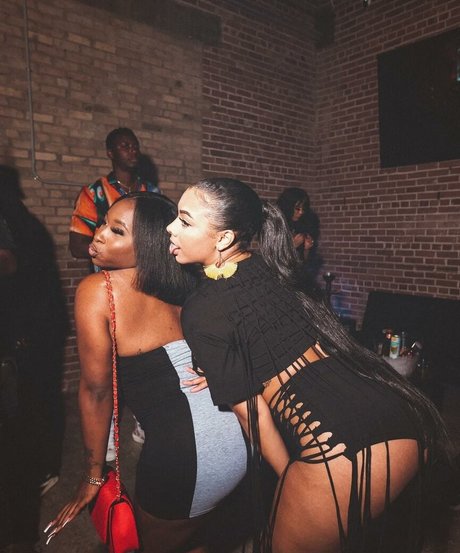 Alix Lapri star adult galleries