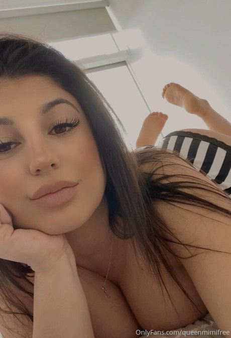 queenmimifree star sexy image