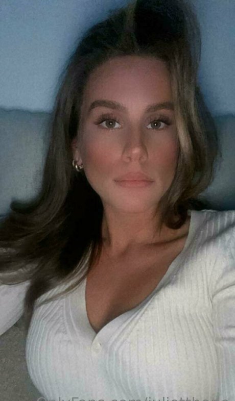 julietthope nudes actress picture