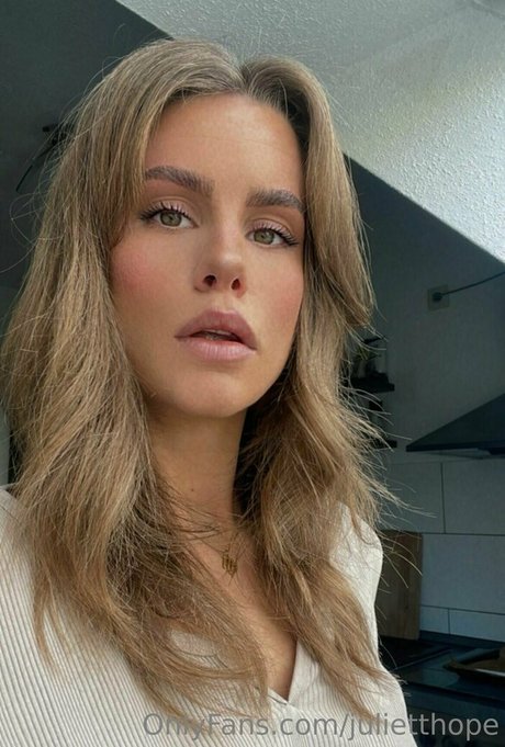 julietthope free pornstar images