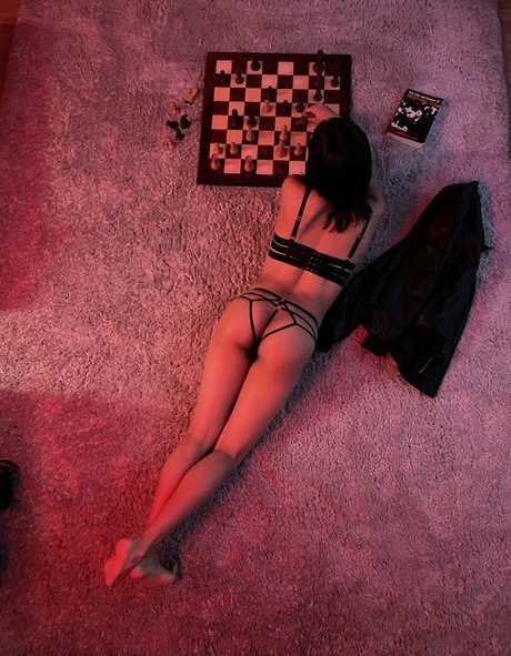 marsaguirre sexy actress photos