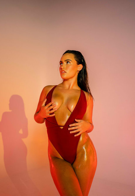 Sumabellhouse star naked image