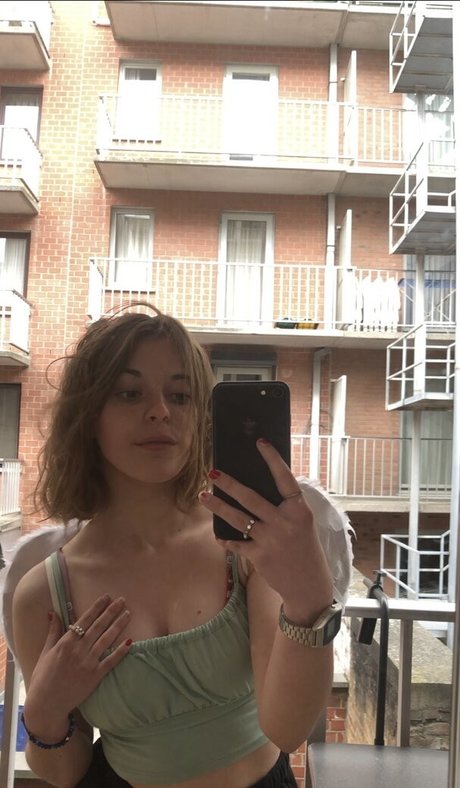 ellenofficial star perfect img