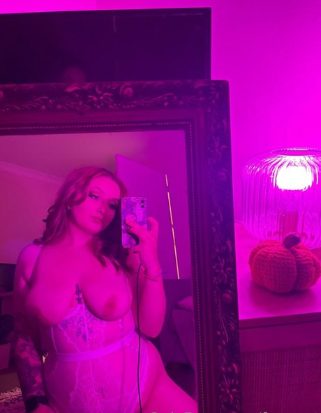 cutiefeya naked actress image