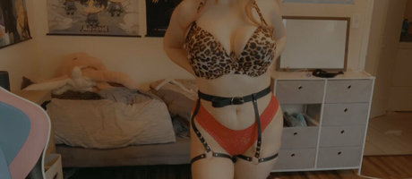 meowburst pornstar naked galleries