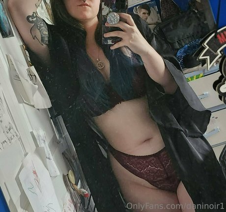 daninoir1 pretty actress archive