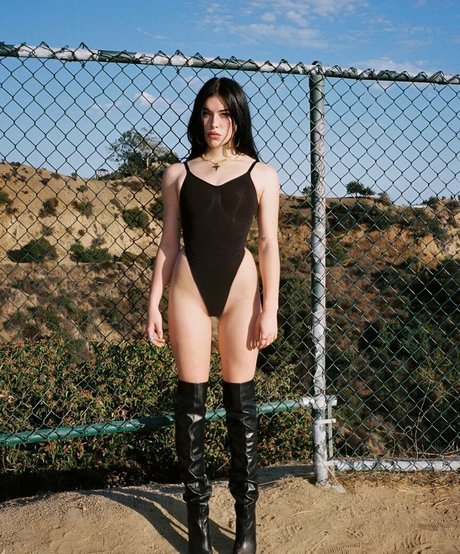 Cynthia Parker free star pic