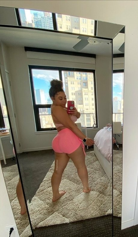 Sadiebbyc pornstar adult img