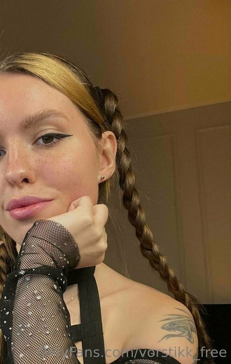 mallennnna pornstar erotic archive