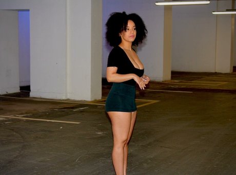 Feelinfree model xxx photos