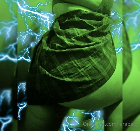 iarababy naked actress photos