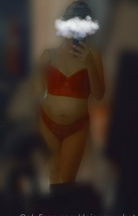 daianaxxxhot model sexy pictures