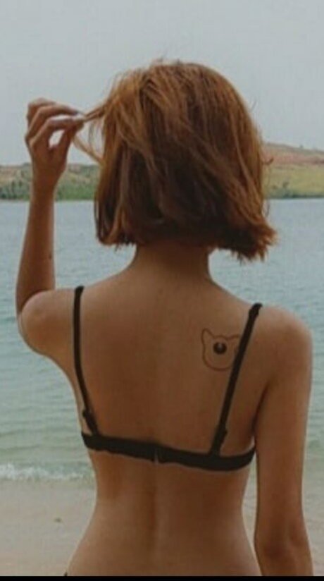 Takayeaki model exclusive gallery