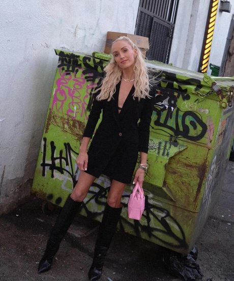 Nastia Liukin nude star archive