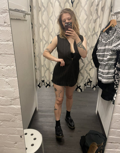 daisy world sexy star galleries