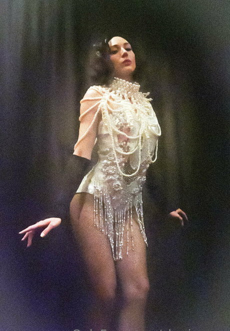 she is sam nude star pics