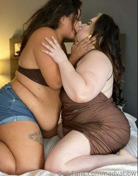 skinny babe onlyfans top images