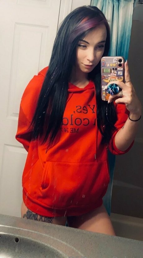 trippy b babez nude model pic